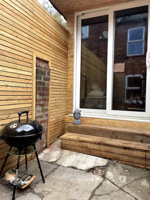 Central Area Terraced House With Private Hot Tub Линкольн Экстерьер фото